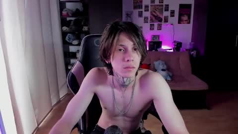 Snapshot of xice_boy chatting on May 1, 2026, 6:23 pm xIce Boy online show from May 1, 2026, 6:23 pm