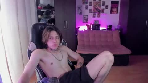Snapshot of xice_boy chatting on May 8, 2026, 8:58 pm xIce Boy online show from May 8, 2026, 8:58 pm
