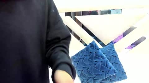 Xime  online show from February 8, 2026, 2:59 am