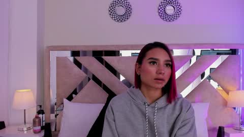 Xime  online show from April 1, 2026, 4:13 am