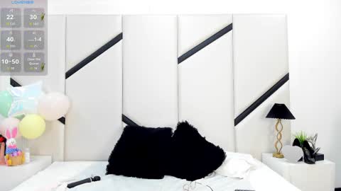 Snapshot of ximenacosta chatting on April 6, 2026, 12:39 pm ximenacosta online show from April 6, 2026, 12:39 pm