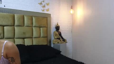 ximena online show from February 22, 2026, 12:23 am