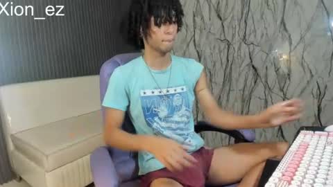 Snapshot of xion_ez chatting on June 14, 2026, 7:38 pm xion_ez online show from June 14, 2026, 7:38 pm