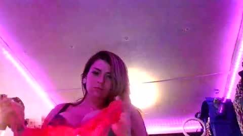 xkittymeowz online show from February 10, 2026, 9:57 am