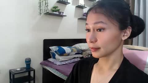 Snapshot of xlovely_destinyx chatting on May 27, 2026, 10:45 am Alice online show from May 27, 2026, 10:45 am