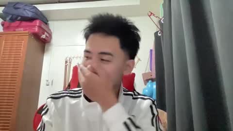 MIKAEL online show from December 25, 2024, 2:23 pm