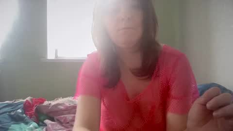 Snapshot of xlunasexyx chatting on May 1, 2026, 2:21 pm Luna online show from May 1, 2026, 2:21 pm