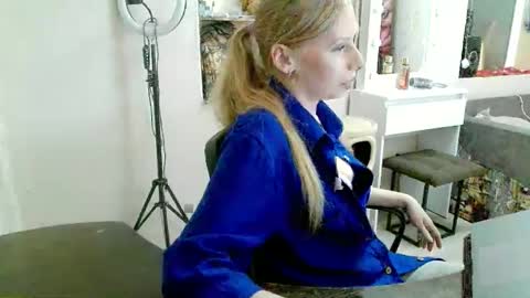 Snapshot of xmilagrosxs chatting on April 21, 2026, 12:00 pm xMilagrosxs online show from April 21, 2026, 12:00 pm