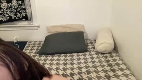 Becca online show from November 24, 2025, 4:34 am