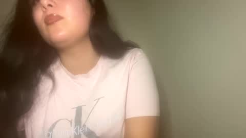 xocrybaby online show from December 4, 2024, 7:01 pm