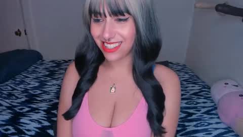 Snapshot of xocurvyrae chatting on January 11, 2025, 5:41 am Rae online show from January 11, 2025, 5:41 am