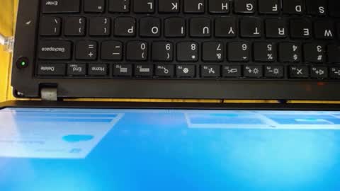 Xoxo online show from November 25, 2025, 7:41 am