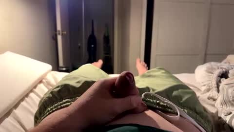 Snapshot of xoxowtf chatting on December 11, 2024, 3:47 pm xoxowtf online show from December 11, 2024, 3:47 pm