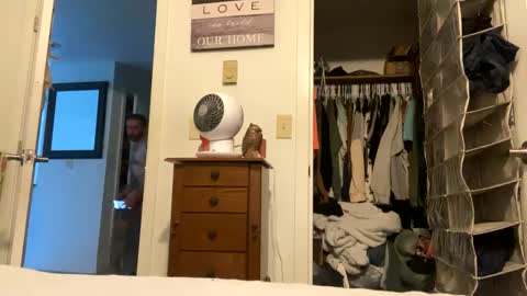 Snapshot of xploringus1 chatting on September 17, 2025, 11:39 pm Xploringus online show from September 17, 2025, 11:39 pm