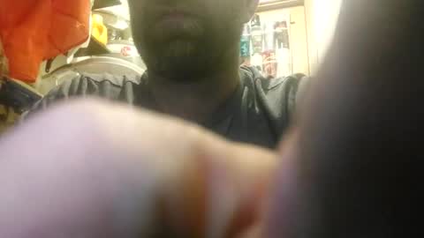 Snapshot of xploringus1 chatting on October 29, 2025, 9:33 am Xploringus online show from October 29, 2025, 9:33 am