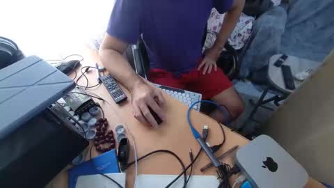 Snapshot of xrokettt chatting on September 17, 2025, 1:24 pm xrokettt online show from September 17, 2025, 1:24 pm