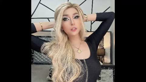 xsexysucker online show from July 18, 2026, 9:51 pm