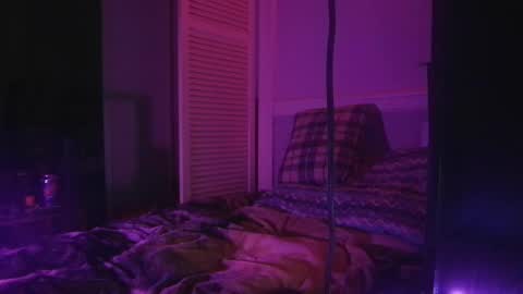 Johnny online show from February 8, 2025, 7:04 am