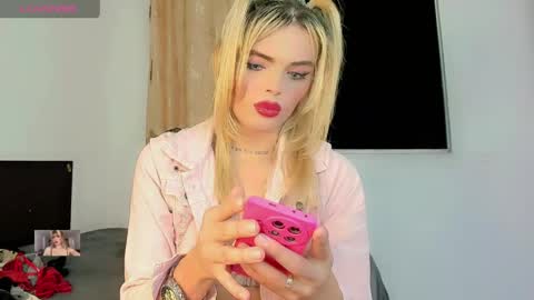 Snapshot of xthesexyboyx chatting on June 2, 2026, 5:31 am Femboy Exotic online show from June 2, 2026, 5:31 am