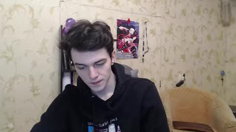 traqqq online show from February 20, 2025, 8:25 pm