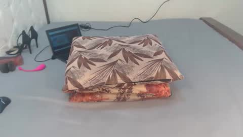 hey its Mayah online show from September 9, 2025, 7:13 pm