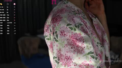 FrancyStepmom and YStepson    INTERESTED IN A GIRL-GIRL COLLABORATION  TEXT ME HERE  or INSTAGRAM online show from March 5, 2025, 6:23 pm