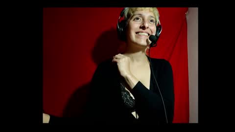 Snapshot of xx_ladyvenus_xx chatting on November 4, 2025, 11:37 pm Hidra online show from November 4, 2025, 11:37 pm