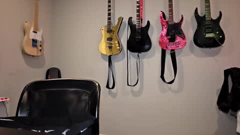 XxBADCATxX online show from November 24, 2025, 3:39 am