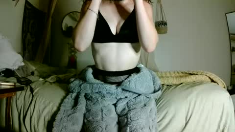Snapshot of xxbreedmexx chatting on June 16, 2026, 12:57 am xxbreedmexx online show from June 16, 2026, 12:57 am
