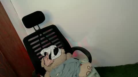 Snapshot of xxcandy_lust chatting on January 12, 2025, 12:55 pm xxcandy lust online show from January 12, 2025, 12:55 pm