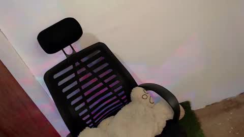 Snapshot of xxcandy_lust chatting on February 9, 2025, 1:14 pm xxcandy lust online show from February 9, 2025, 1:14 pm
