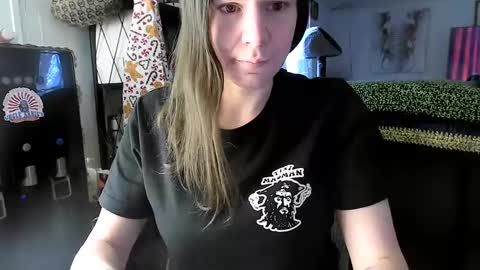 Snapshot of xxdana chatting on January 18, 2025, 10:39 pm Deezy online show from January 18, 2025, 10:39 pm