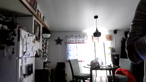 Snapshot of xxdana chatting on February 4, 2025, 9:20 pm Deezy online show from February 4, 2025, 9:20 pm