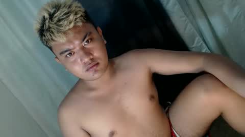 Snapshot of xxhotloyd_cummerx chatting on March 7, 2026, 3:42 pm Loyd online show from March 7, 2026, 3:42 pm