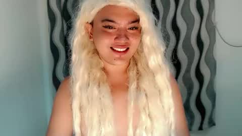 Snapshot of xxhotloyd_cummerx chatting on March 17, 2026, 12:52 pm Loyd online show from March 17, 2026, 12:52 pm