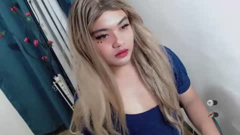 Snapshot of xxhotloyd_cummerx chatting on June 21, 2026, 4:20 pm Loyd online show from June 21, 2026, 4:20 pm