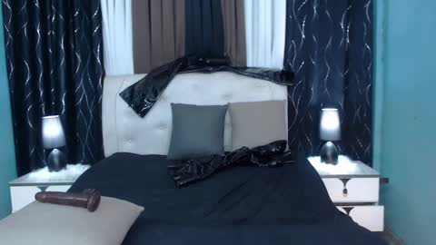 Snapshot of xxhuge_godesss_cockxx chatting on December 7, 2024, 2:53 am xxhuge_godesss_cockxx online show from December 7, 2024, 2:53 am