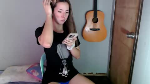 Dyanna Zulla online show from December 6, 2024, 7:21 am