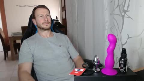 Snapshot of xxmettexx chatting on February 22, 2026, 2:15 pm xxmettexx online show from February 22, 2026, 2:15 pm