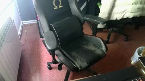 xxmik3xx online show from February 19, 2025, 9:39 am