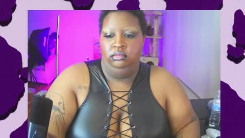 Snapshot of xxmoniquestarrxx chatting on February 10, 2026, 1:32 am Thee Baddest BBW online show from February 10, 2026, 1:32 am