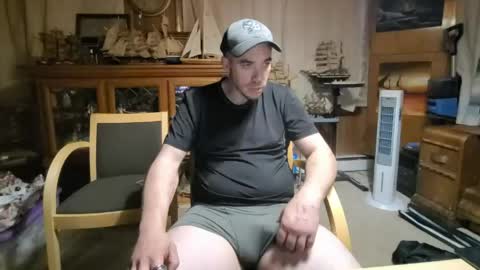 xxScubaStevexx online show from April 17, 2026, 3:42 am