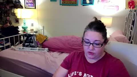 Strawberry Jane online show from February 4, 2026, 5:57 am