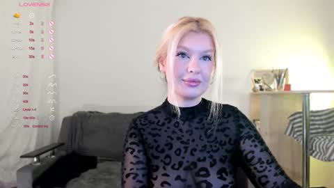 Vi online show from October 15, 2025, 9:15 pm