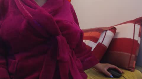 Snapshot of xxxbustybabe27x chatting on May 2, 2026, 6:02 pm Ayanda online show from May 2, 2026, 6:02 pm