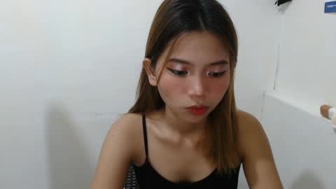 Snapshot of xxxforyouonlyxxx chatting on December 5, 2024, 4:23 pm inday pinay online show from December 5, 2024, 4:23 pm