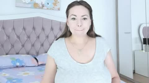 Snapshot of xxxgreatshow chatting on April 14, 2026, 5:57 am Elvira online show from April 14, 2026, 5:57 am