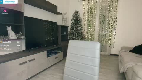 Onlyfanz  online show from January 7, 2025, 3:57 am