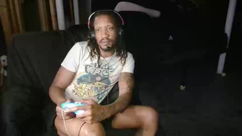 xxxjrstrokesxxx online show from April 24, 2026, 2:03 am