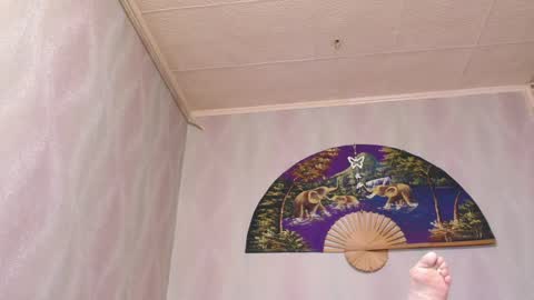 isa and gonzo online show from April 1, 2026, 5:08 am